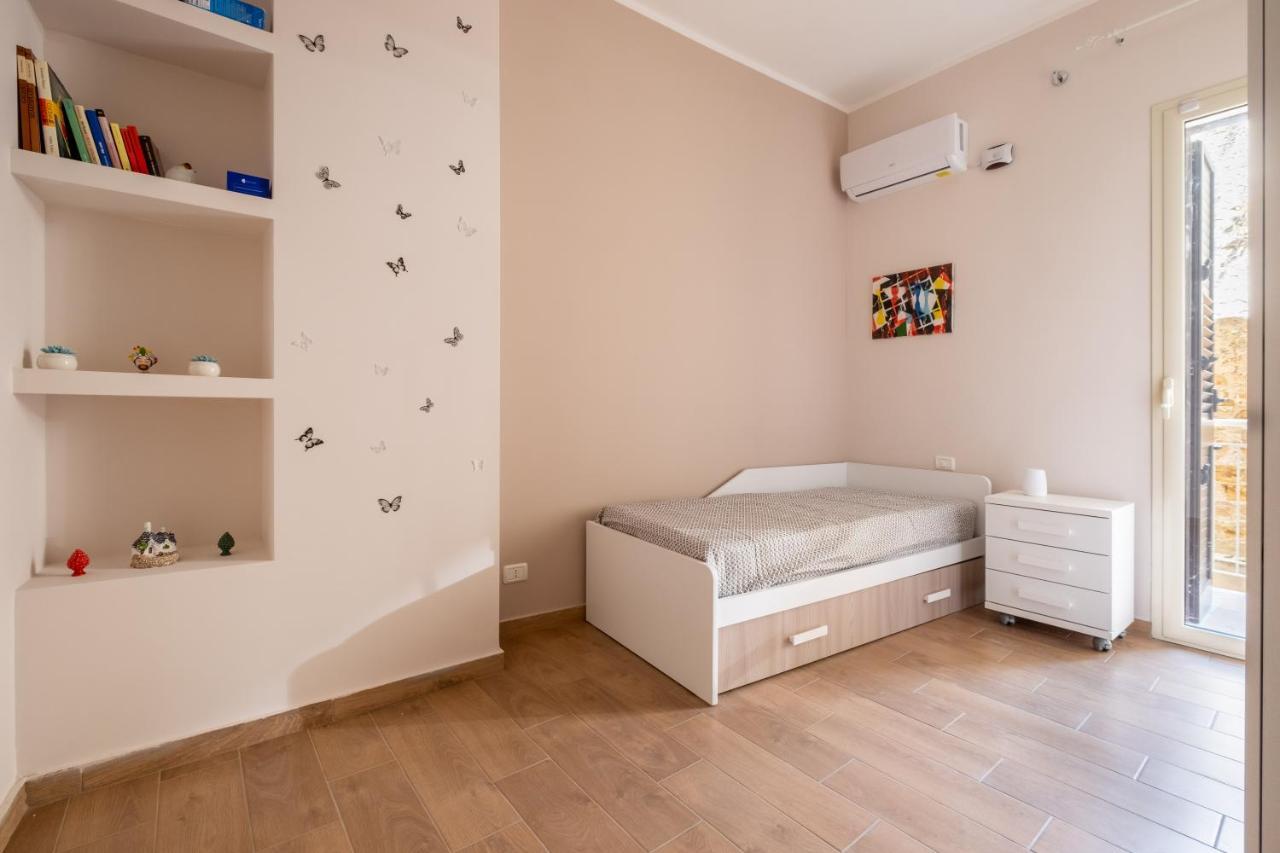 Luxury Suite Agrigento City Екстер'єр фото